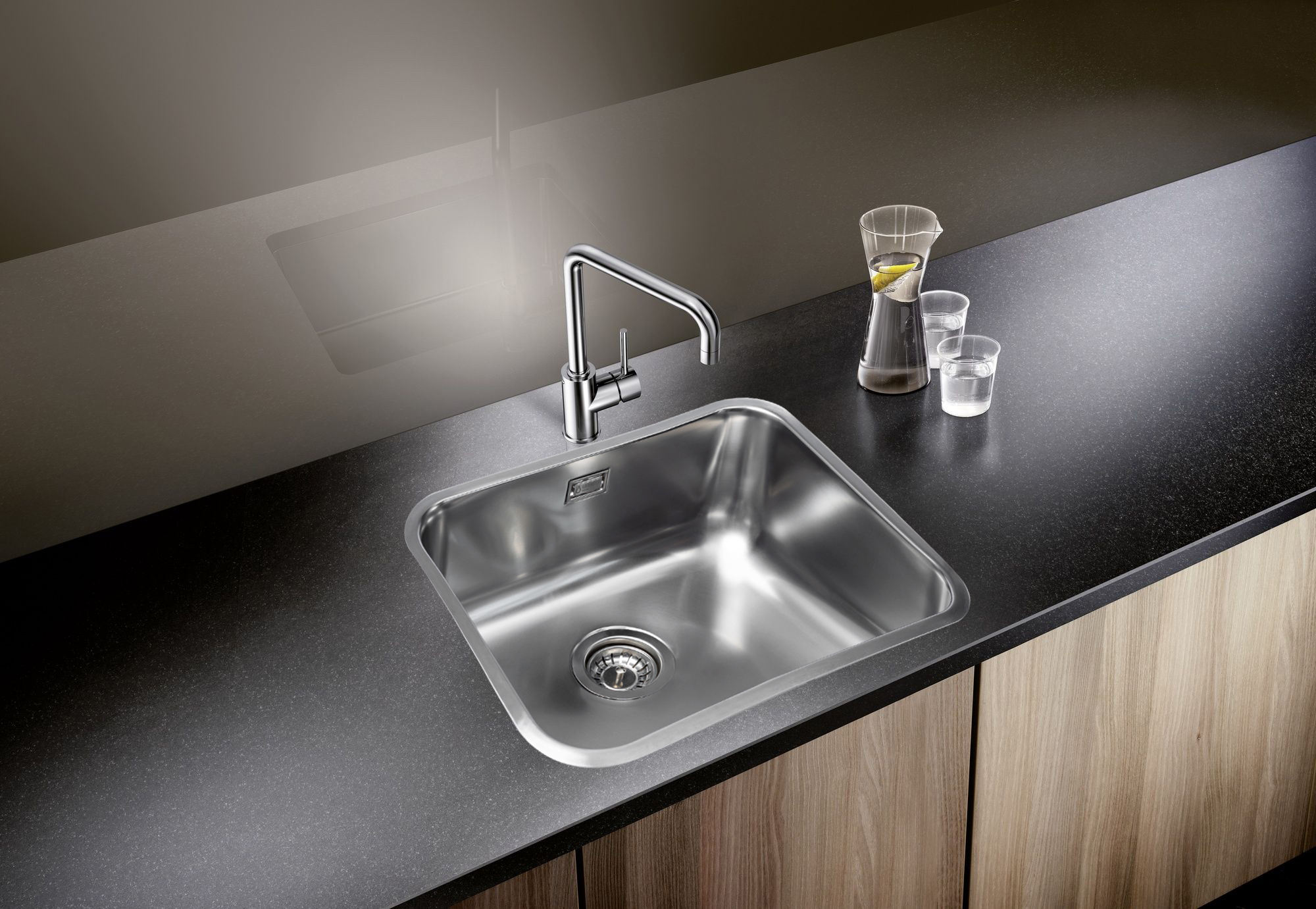 Мойка Grandex Aqua SELECT 54, 545х445х200, сифон в комплекте (200336)