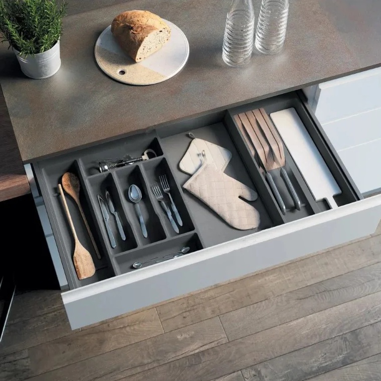 Лотки для столовых приборов