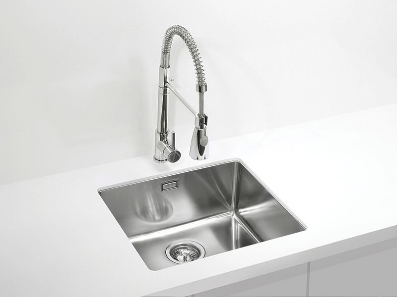 Мойка KOMBINO 40 SAT-90 450X400X195  в комплекте с сифоном 1130550 (1100236)